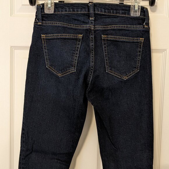 GAP 1969 Girlfriend Straight Leg Jeans - Picture 3 of 4